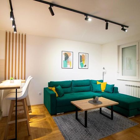 M&A Apartment-Easy Airport Lukavica Zewnętrze zdjęcie