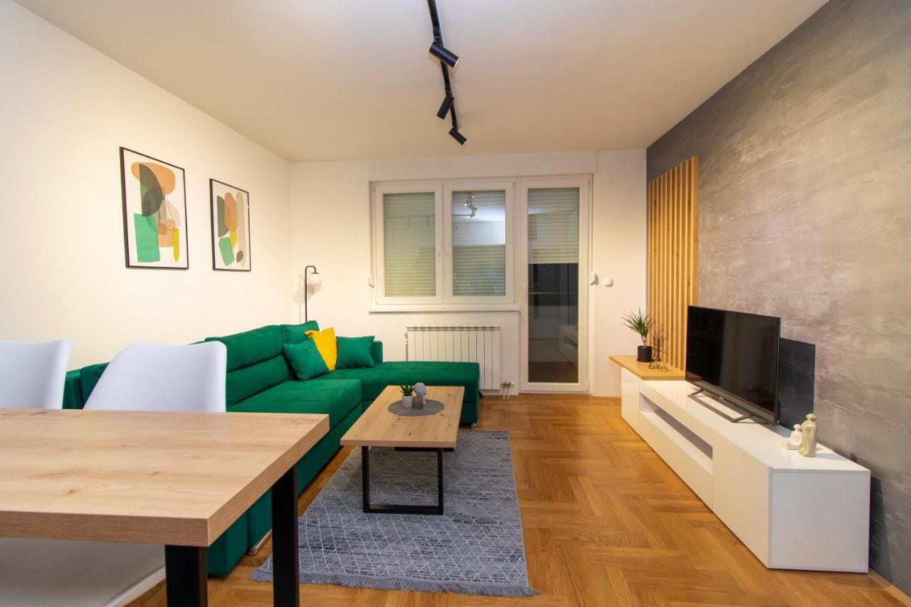 M&A Apartment-Easy Airport Lukavica Zewnętrze zdjęcie